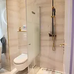 Beauty And Smart City-apartment