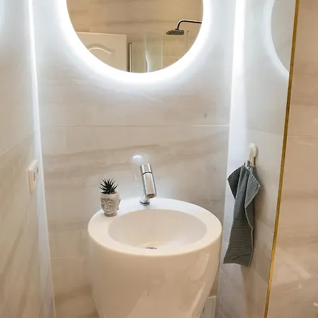 Beauty And Smart City-apartment * Berlijn